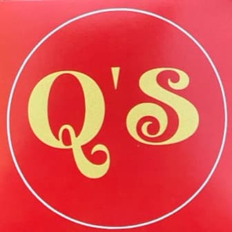 Q's Sandwich Shop' logo